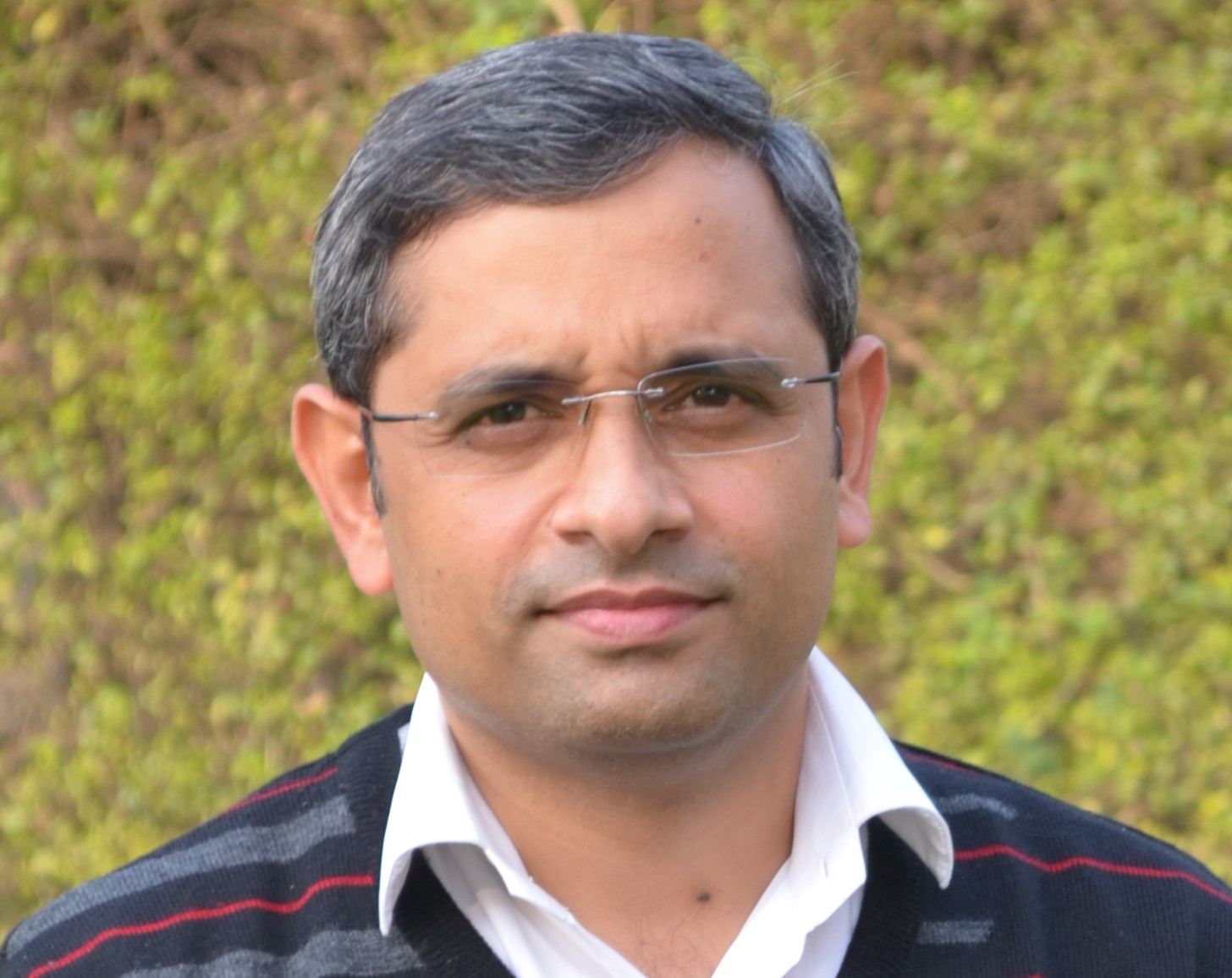 Dr. Jitender Giri